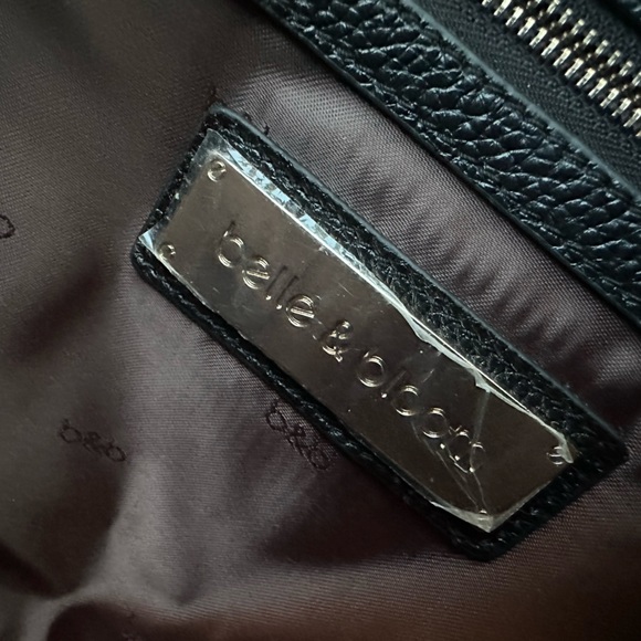 Belle & Bloom Shoulder Bag - Picture 2 of 9